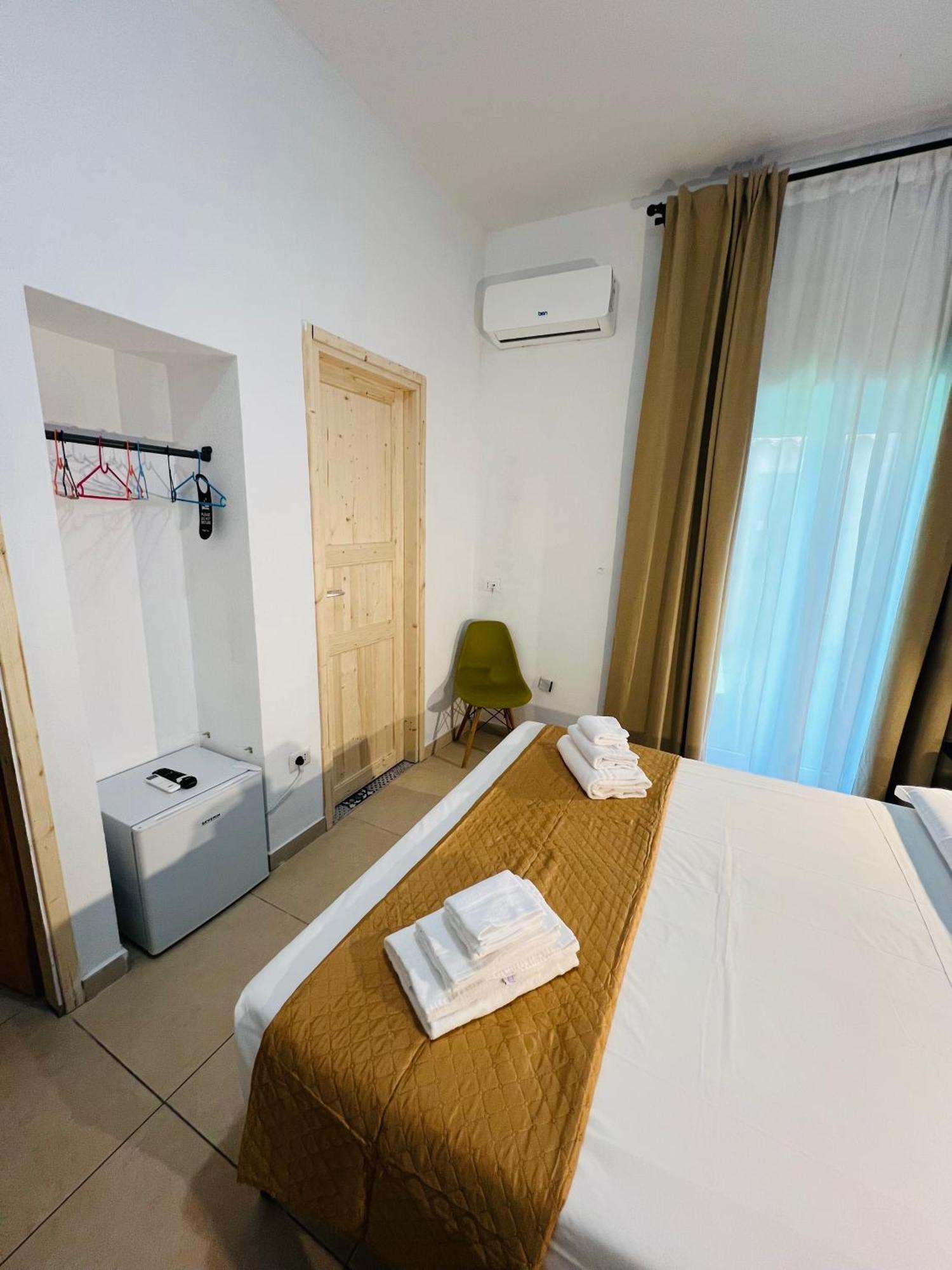 Les Chambres De Francoise Guest House Olbia Luaran gambar