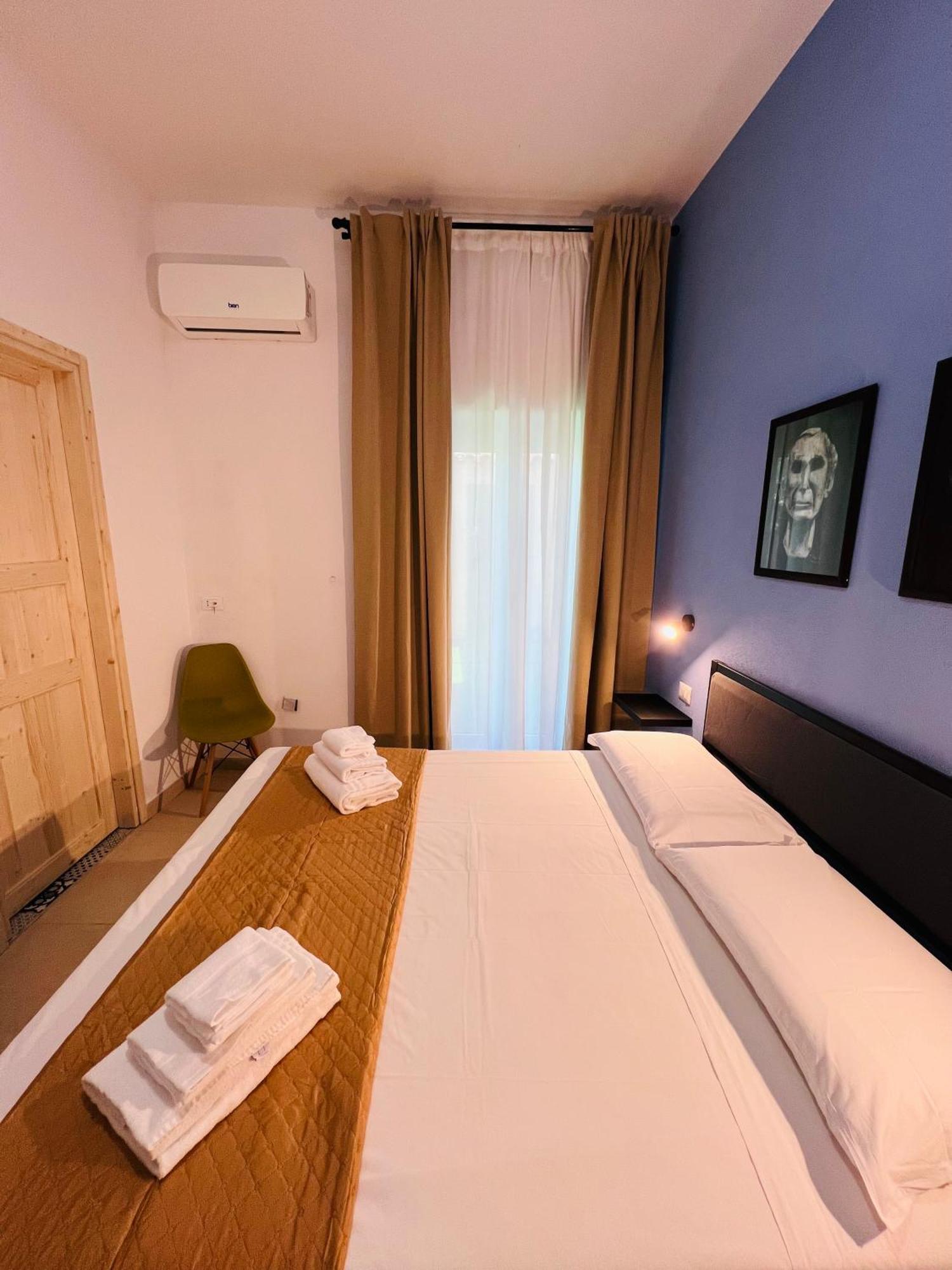 Les Chambres De Francoise Guest House Olbia Luaran gambar