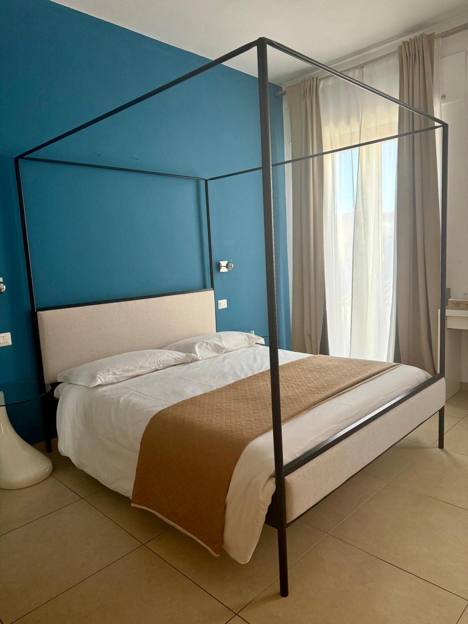 Les Chambres De Francoise Guest House Olbia Luaran gambar