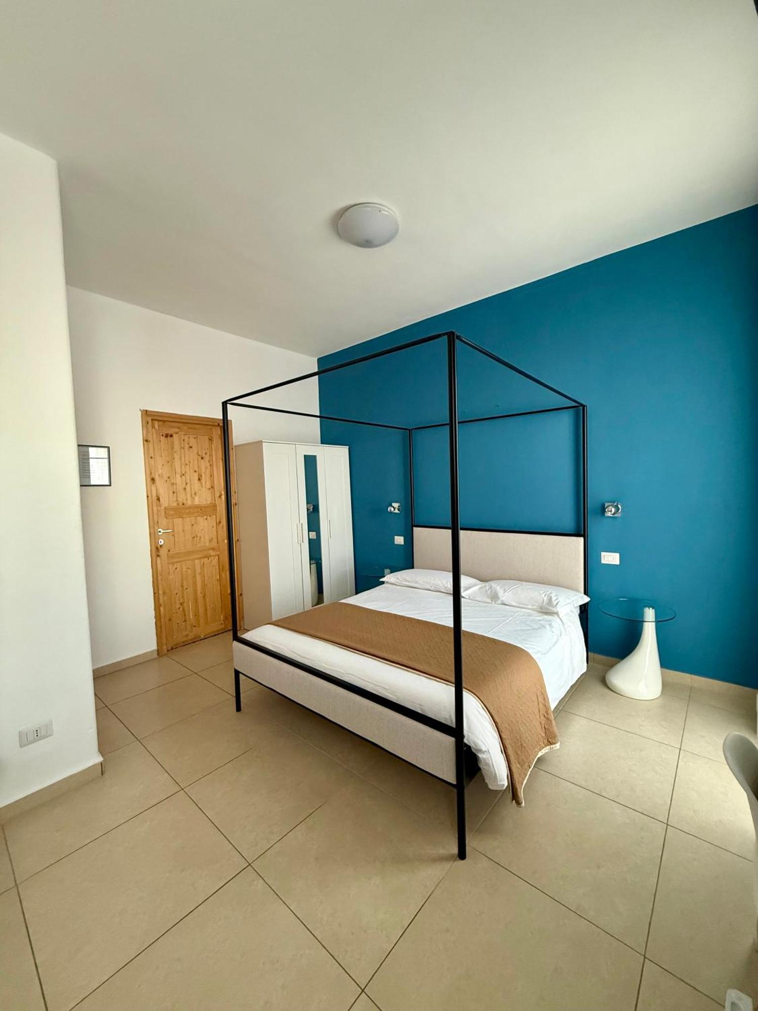 Les Chambres De Francoise Guest House Olbia Luaran gambar