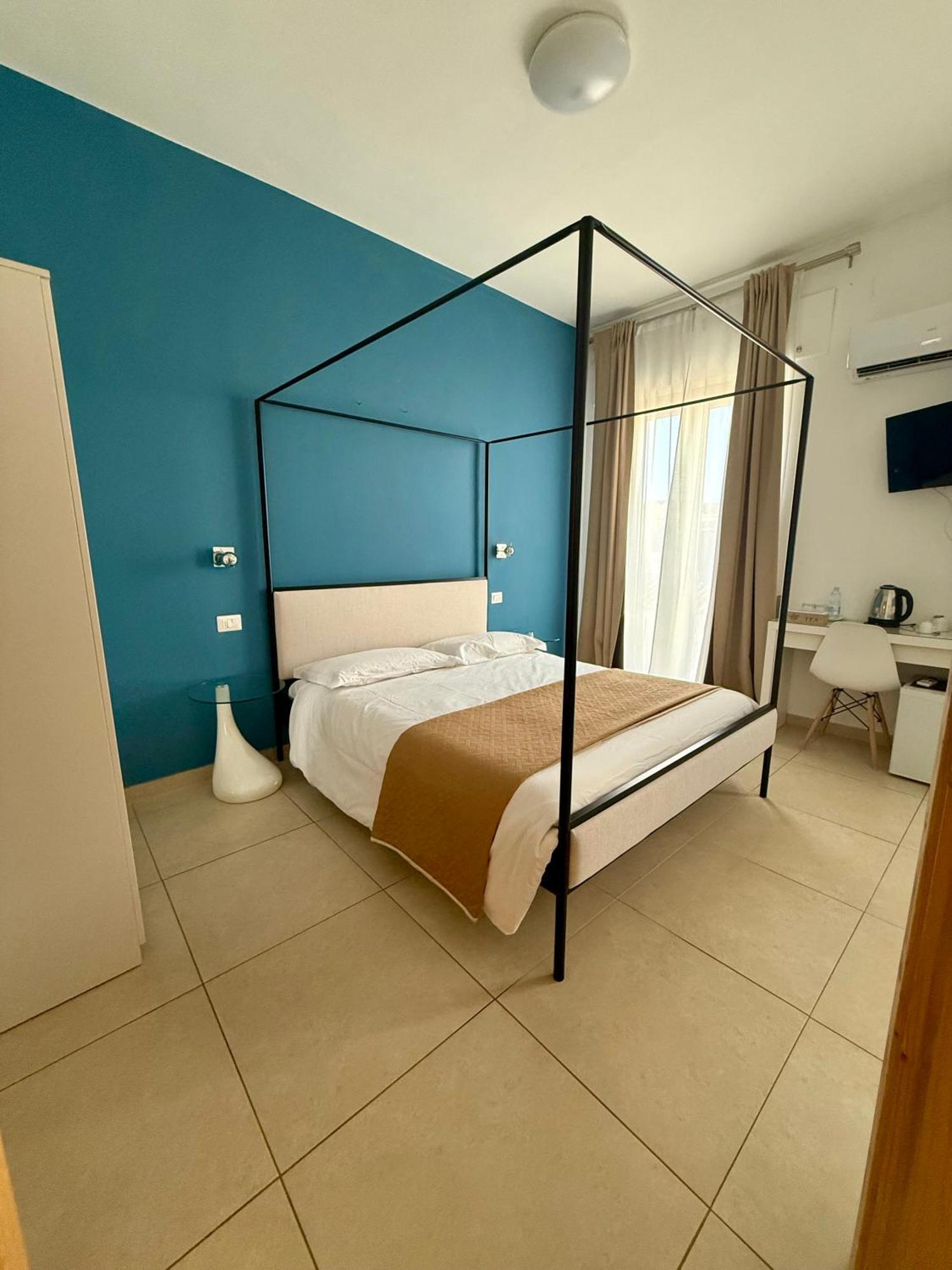 Les Chambres De Francoise Guest House Olbia Luaran gambar