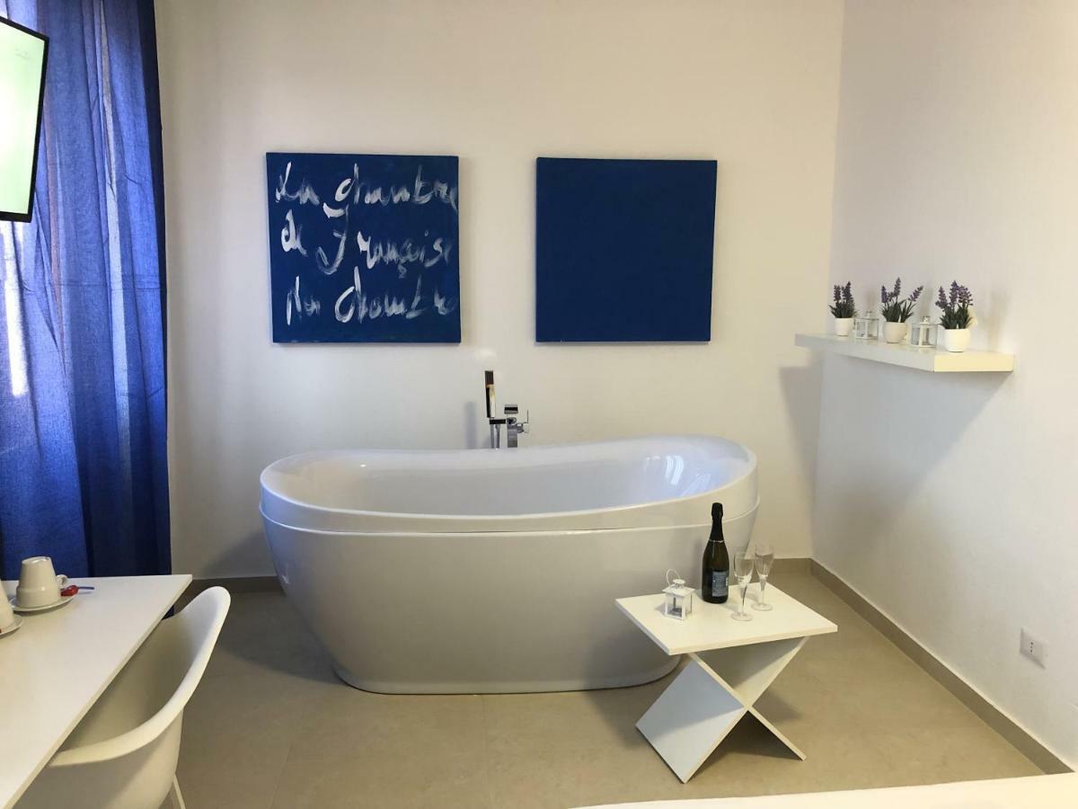 Les Chambres De Francoise Guest House Olbia Luaran gambar